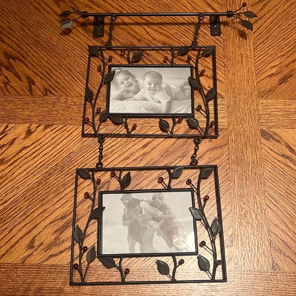 Brown wrought iron with brown bead hanging picture frames. No screws included - Picture 1 of 5